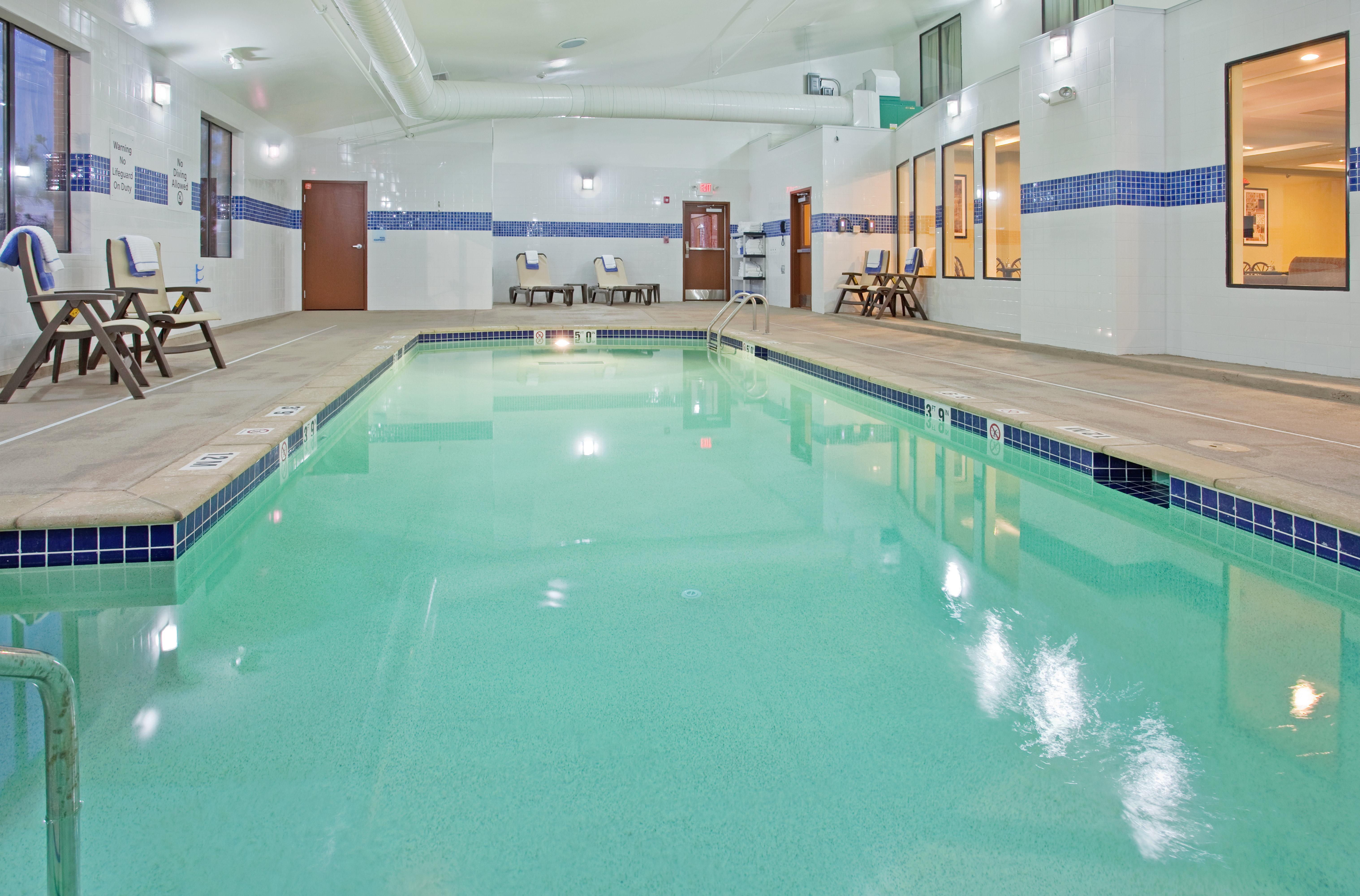 Holiday Inn Express Hotel & Suites St. Charles By Ihg Saint Charles Exterior foto